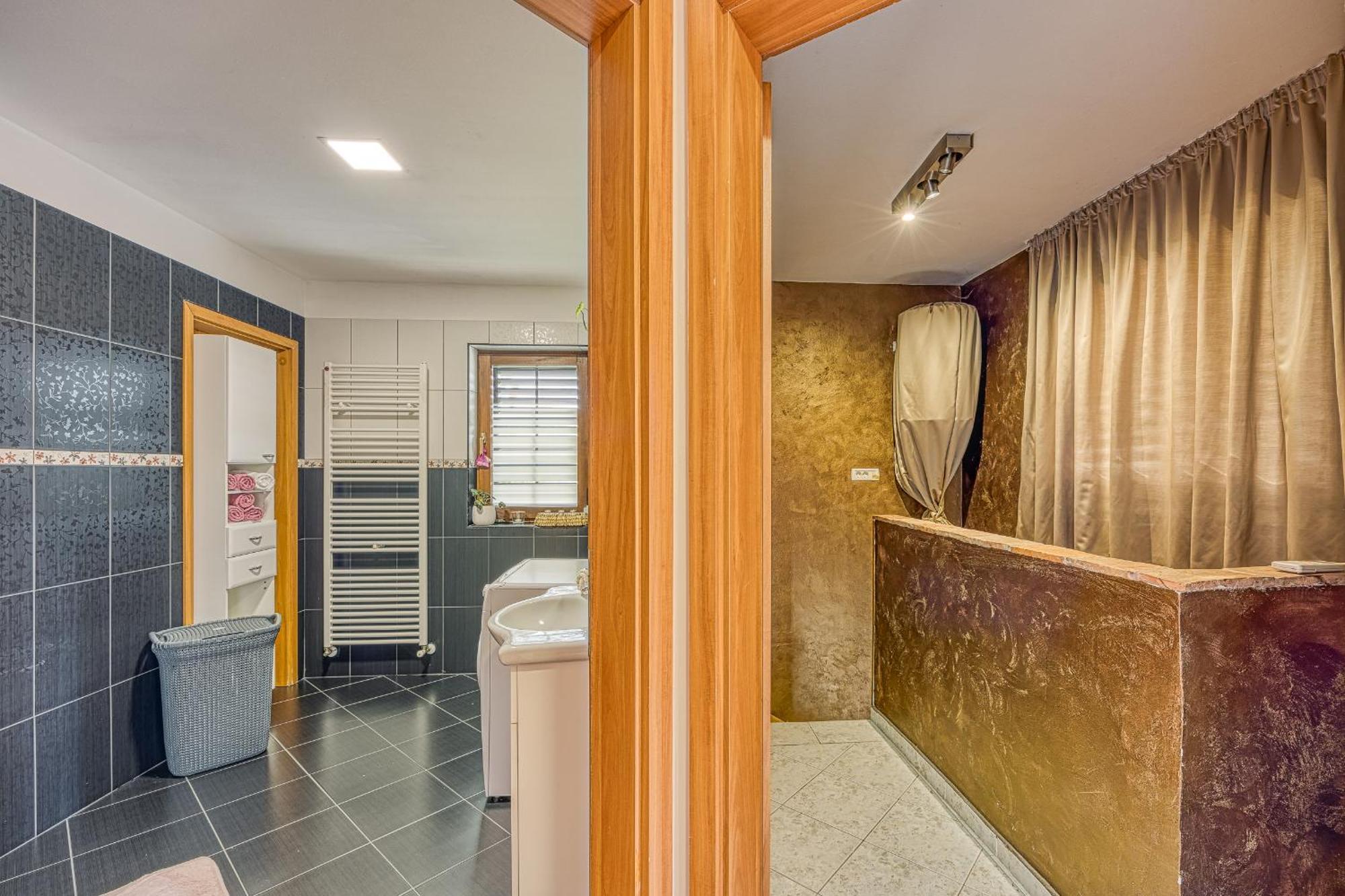 Holiday House Marinela With Private Pool And Fenced Garden Radetići Exterior foto