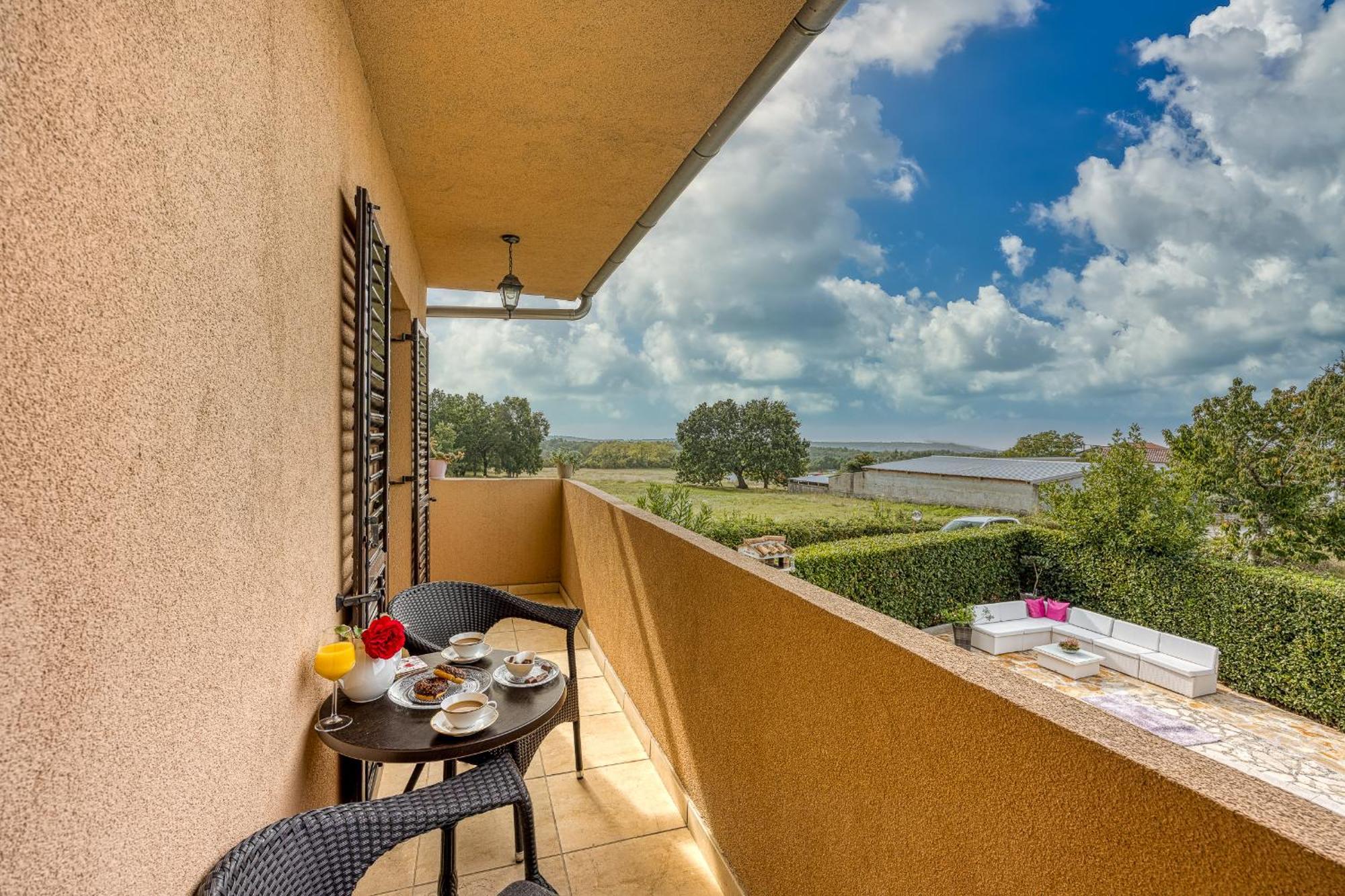 Holiday House Marinela With Private Pool And Fenced Garden Radetići Exterior foto